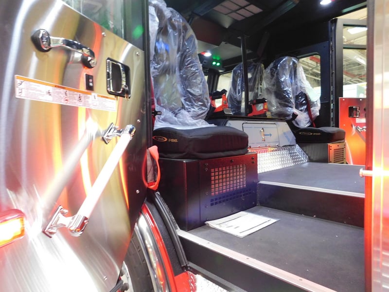 MacQueen Emergency Equipment 05 06 (262) JPG