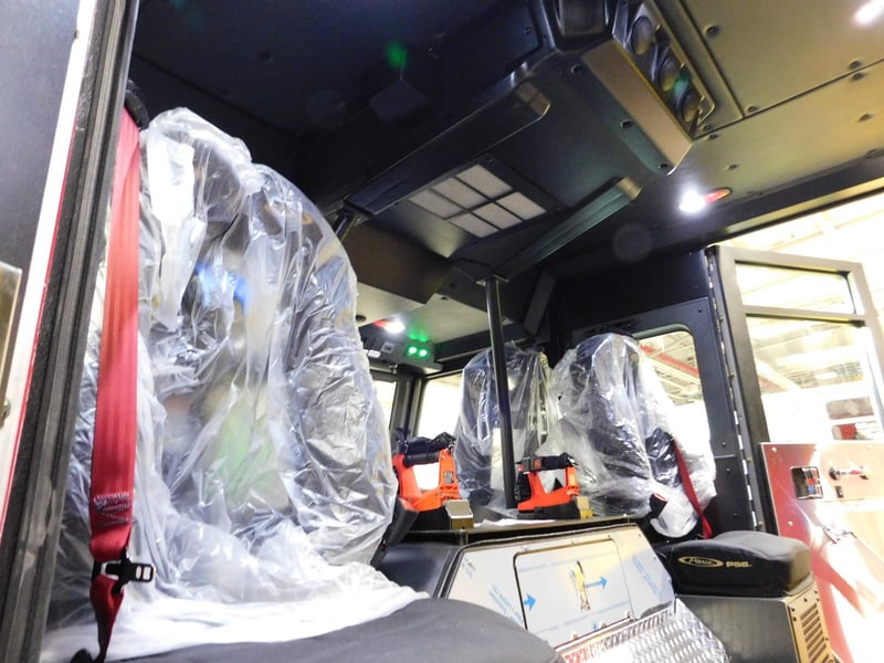 MacQueen Emergency Equipment 05 06 (264) JPG