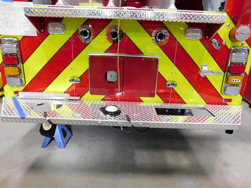MacQueen Emergency Equipment 05 06 (281) JPG