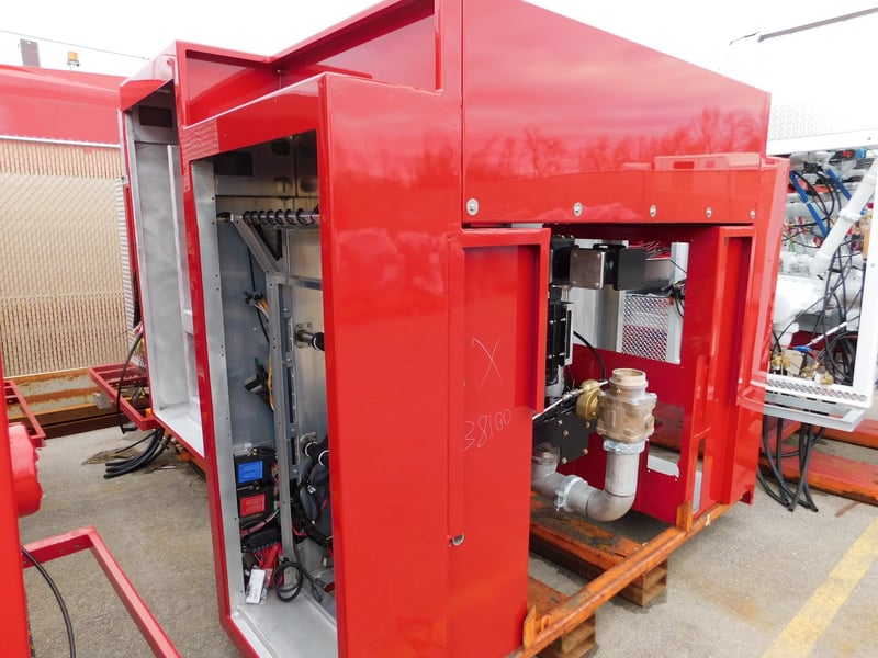 MacQueen Emergency Equipment 05 06 (320) JPG