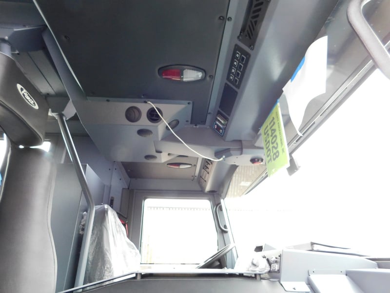 MacQueen Emergency Equipment 05 06 (326) JPG