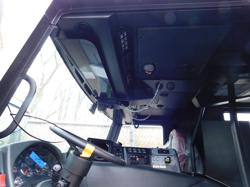 MacQueen Emergency Equipment 05 06 (342) JPG
