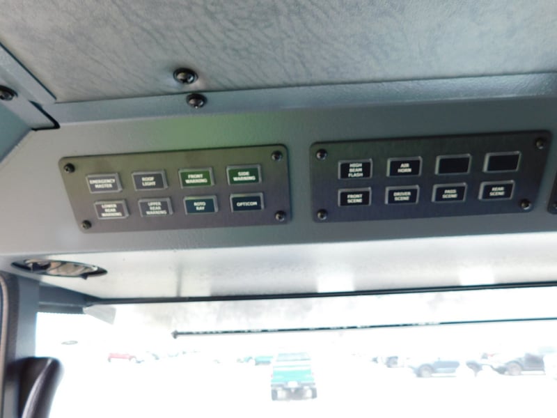 MacQueen Emergency Equipment 05 06 (373) JPG 4