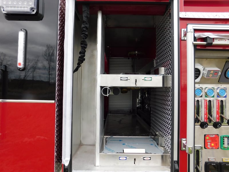 MacQueen Emergency Equipment 05 06 (388) JPG 4