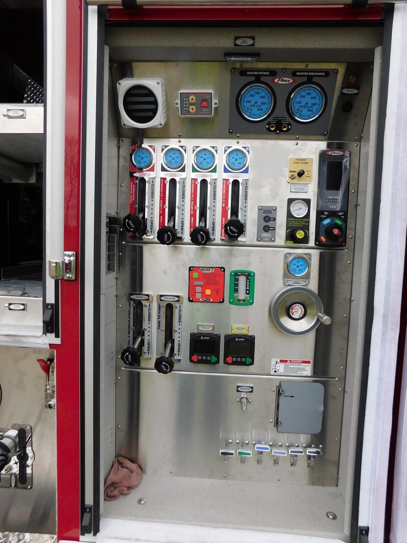 MacQueen Emergency Equipment 05 06 (389) JPG 4
