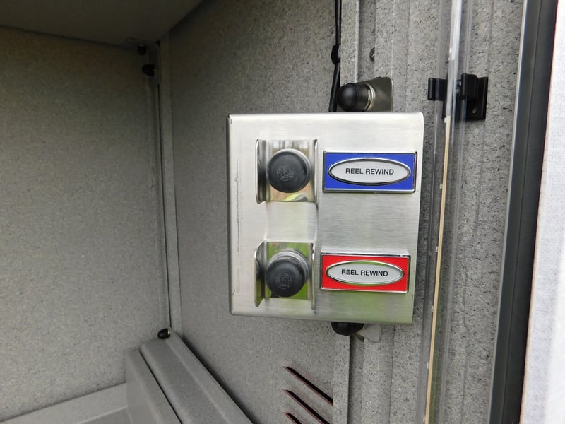 MacQueen Emergency Equipment 05 06 (395) JPG 4
