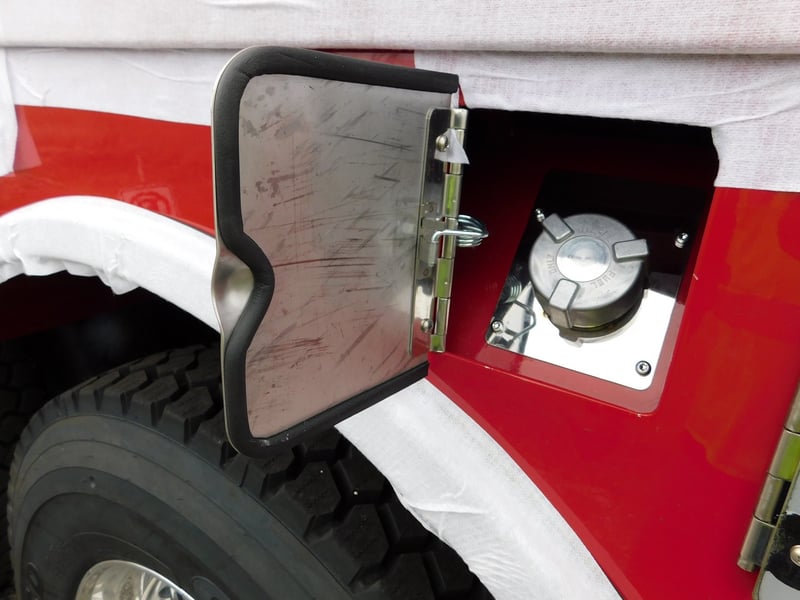 MacQueen Emergency Equipment 05 06 (399) JPG 4