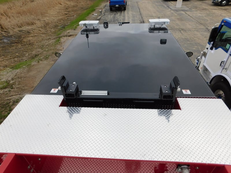 MacQueen Emergency Equipment 05 06 (408) JPG 4