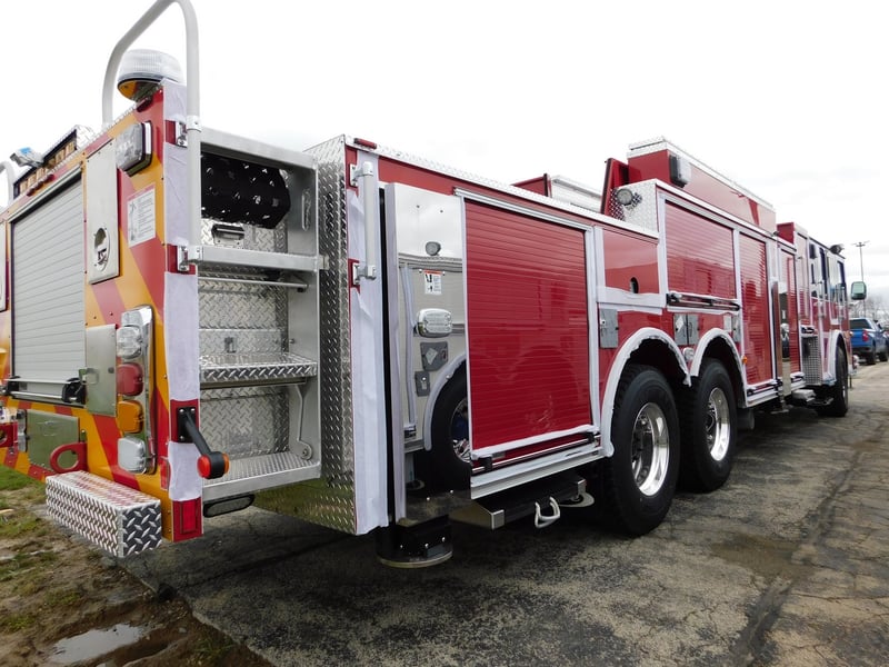 MacQueen Emergency Equipment 05 06 (420) JPG 4
