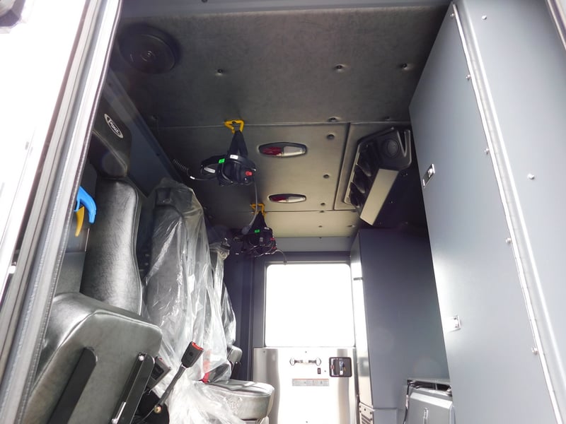 MacQueen Emergency Equipment 05 06 (441) JPG 4