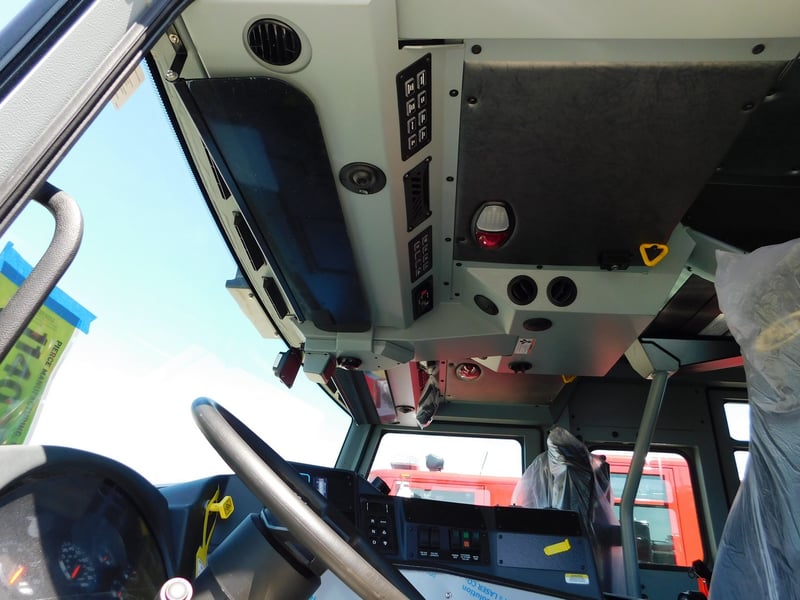 MacQueen Emergency Equipment 05 06 (644) JPG