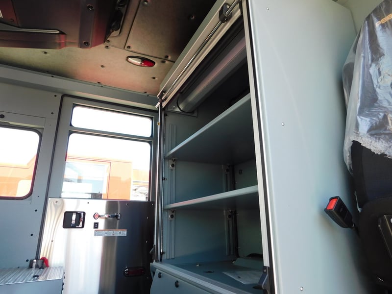 MacQueen Emergency Equipment 05 06 (650) JPG