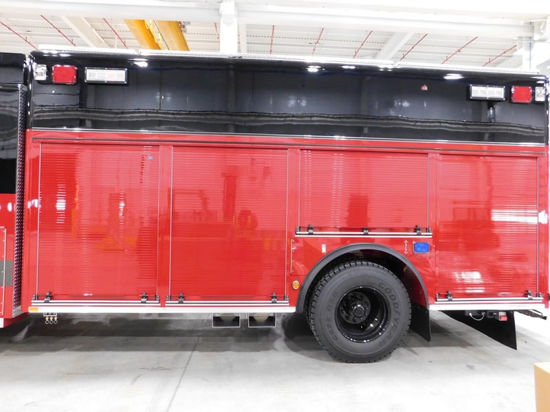 MacQueen Emergency Equipment 05 06 (701) JPG