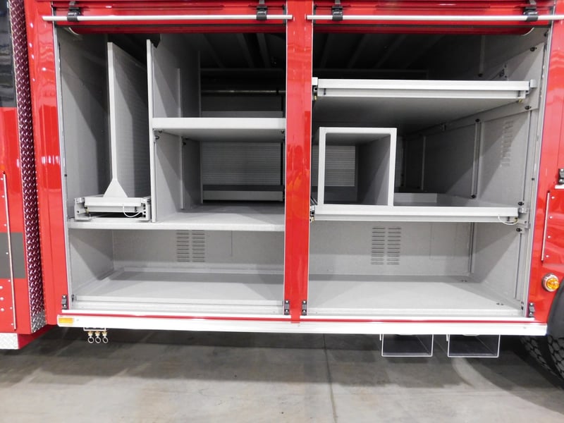MacQueen Emergency Equipment 05 06 (718) JPG