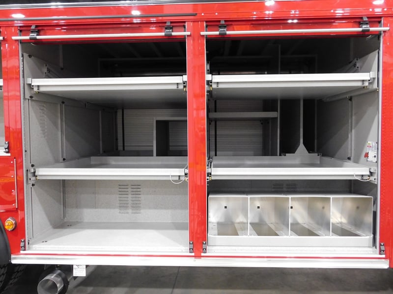 MacQueen Emergency Equipment 05 06 (731) JPG