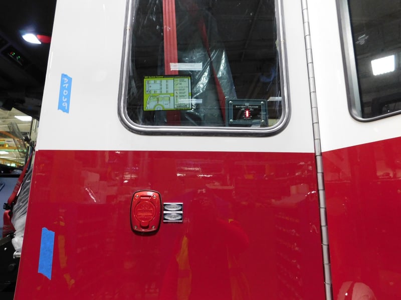 MacQueen Emergency Equipment 05 06 (92) JPG
