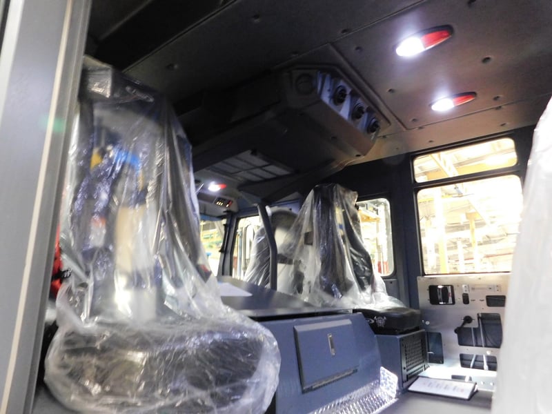 MacQueen Emergency Equipment 05 06 (95) JPG