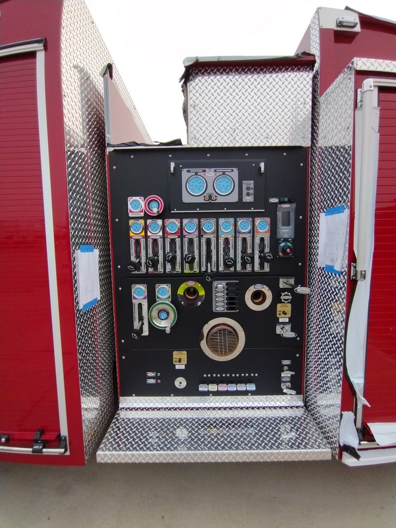 MacQueen Emergency Equipment 07 01 (238) jpg