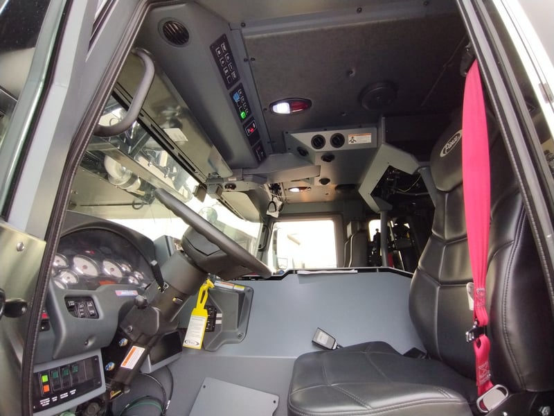 MacQueen Emergency Equipment 07 01 (316) jpg