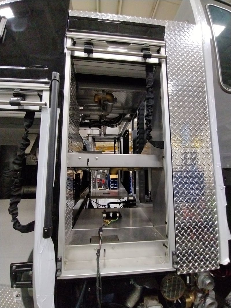 MacQueen Emergency Equipment 07 01 (383) jpg