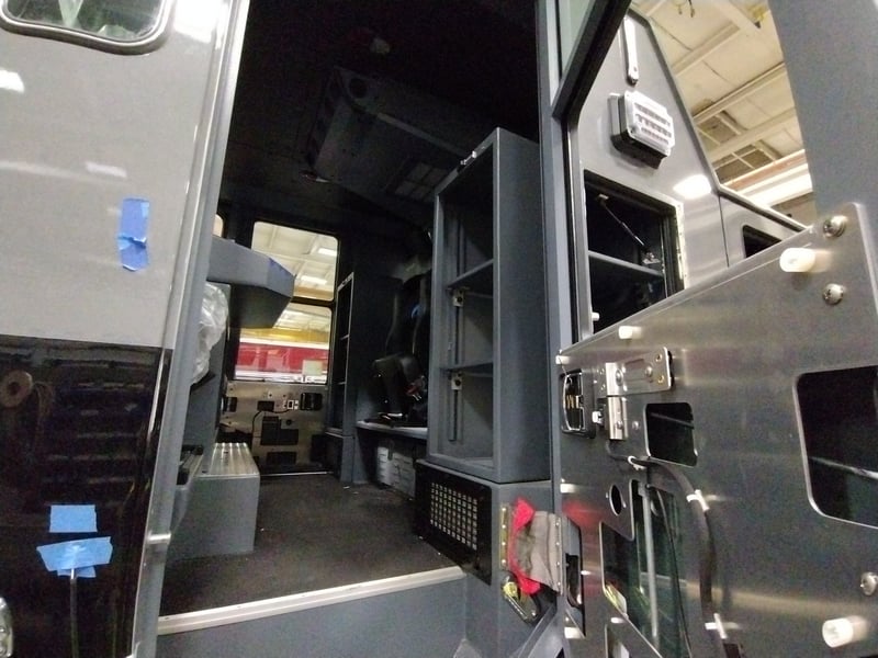 MacQueen Emergency Equipment 07 01 (385) jpg