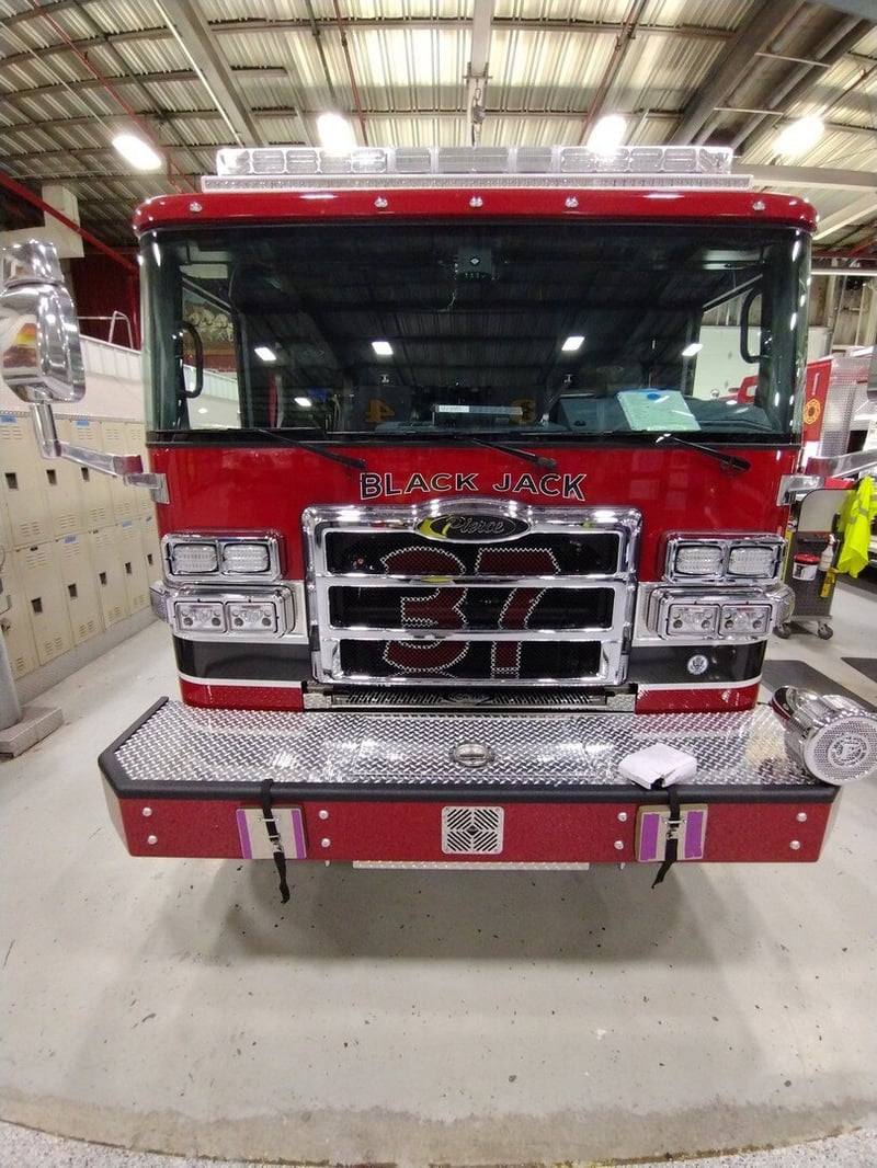 MacQueen Emergency 112 jpg