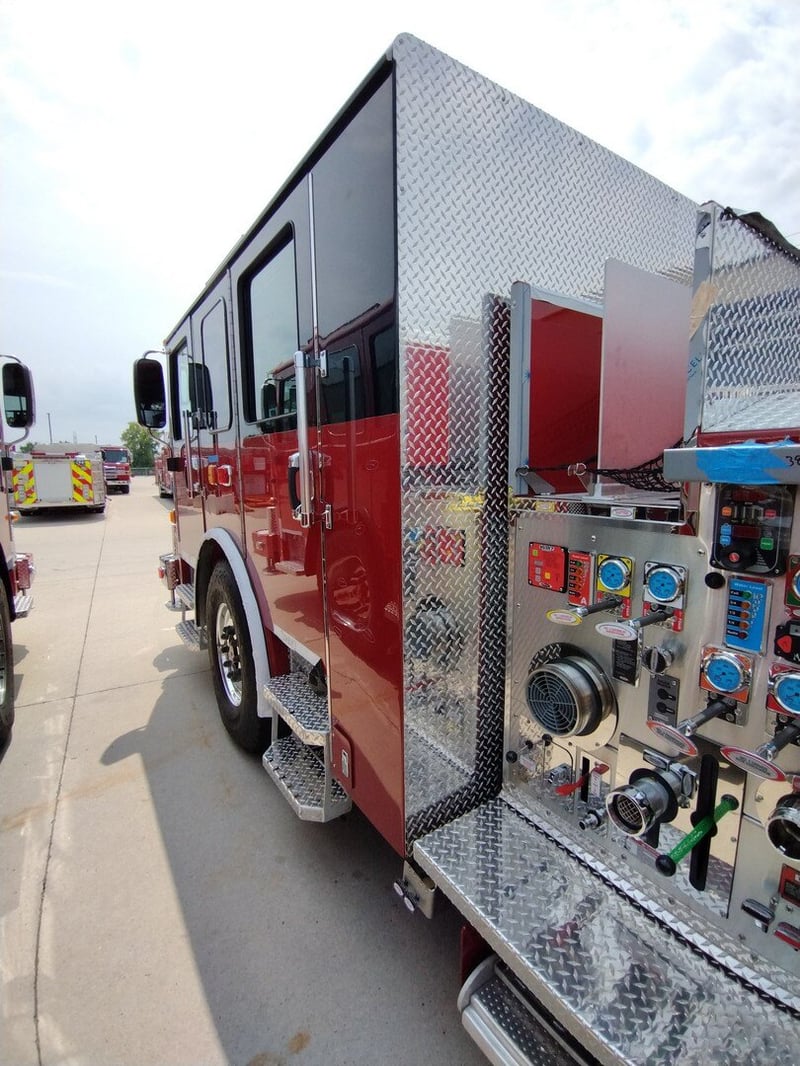 MacQueen Emergency 376 jpg