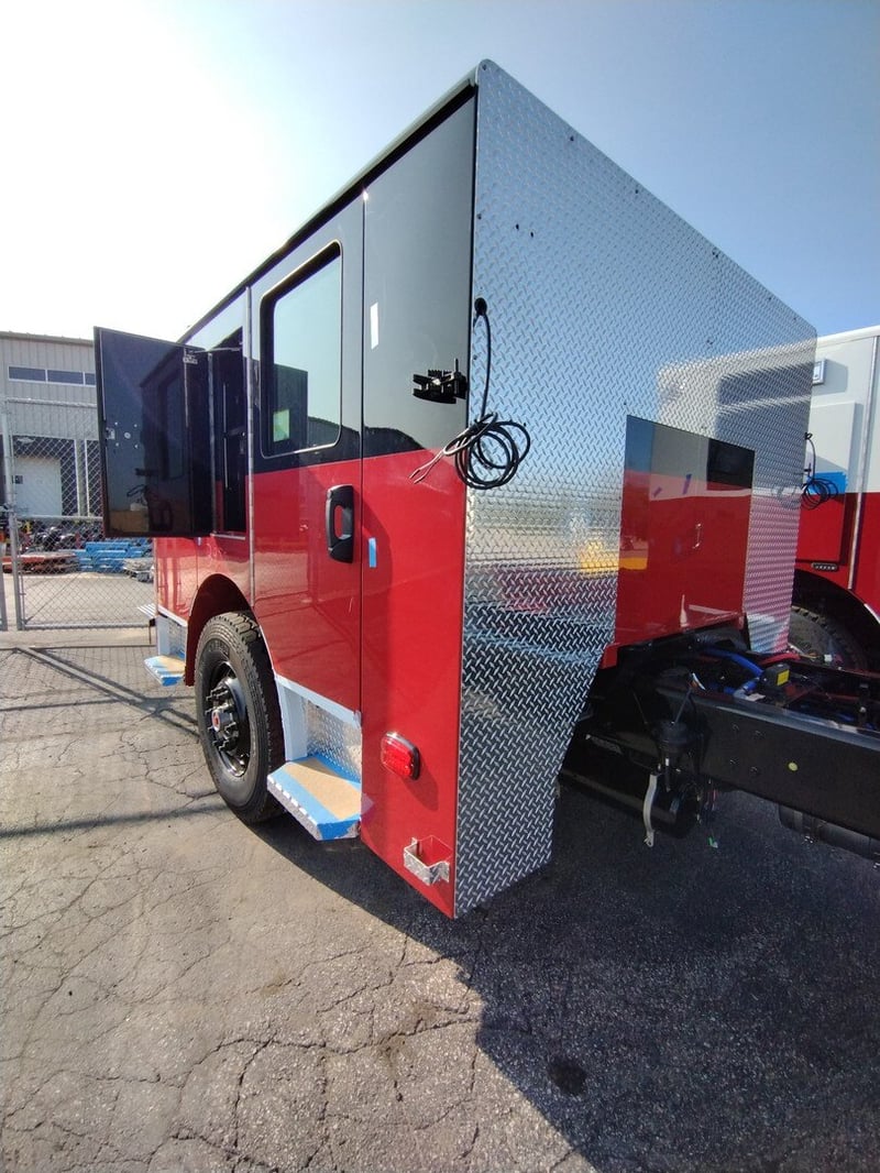 MacQueen Emergency 464 jpg