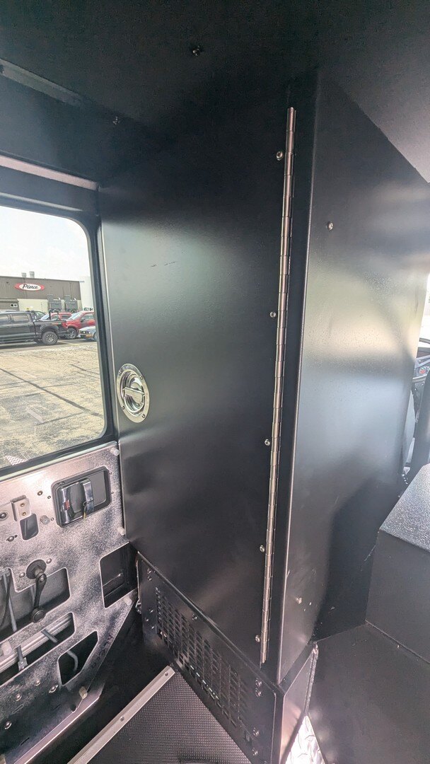 MacQueen Emergency 591 jpg