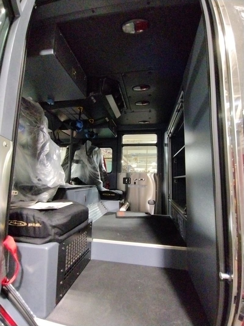 MacQueen Emergeny B (242) JPG