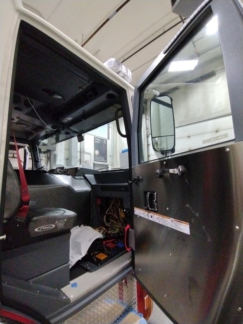MacQueen Emergeny B (305) JPG