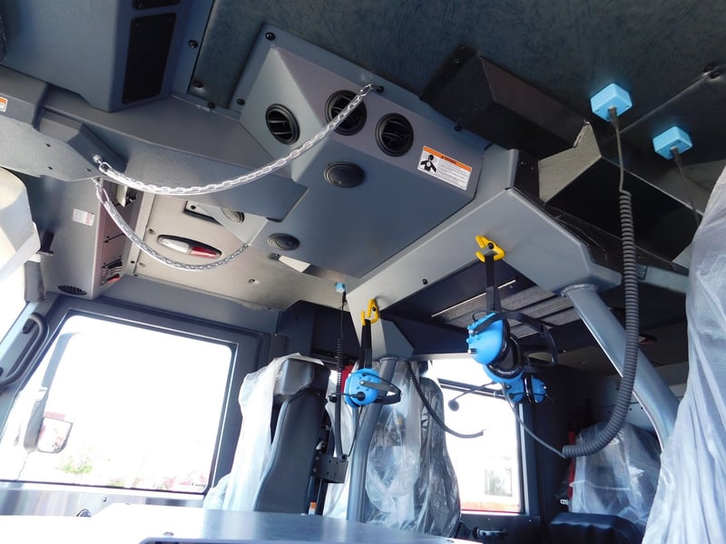 MacQueen Emergeny Equipment 1 (102) JPG