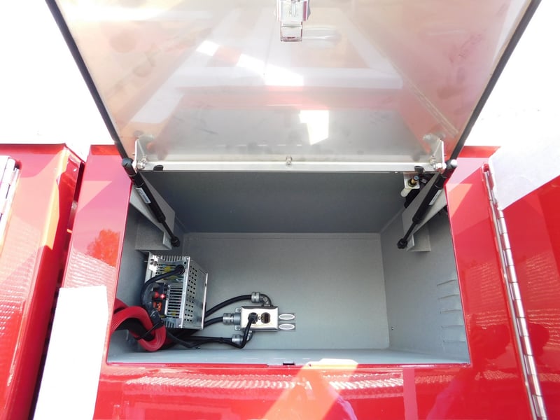 MacQueen Emergeny Equipment 1 (108) JPG