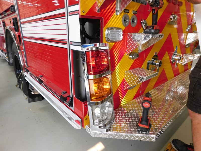 MacQueen Emergeny Equipment 1 (383) JPG