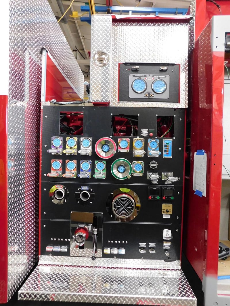 MacQueen Emergeny Equipment 1 (426) JPG