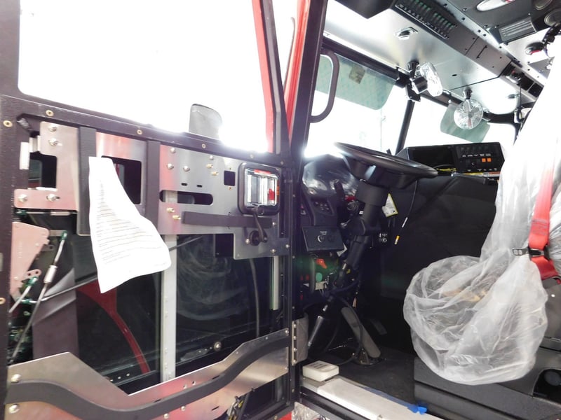 MacQueen Emergeny Equipment 1 (516) JPG