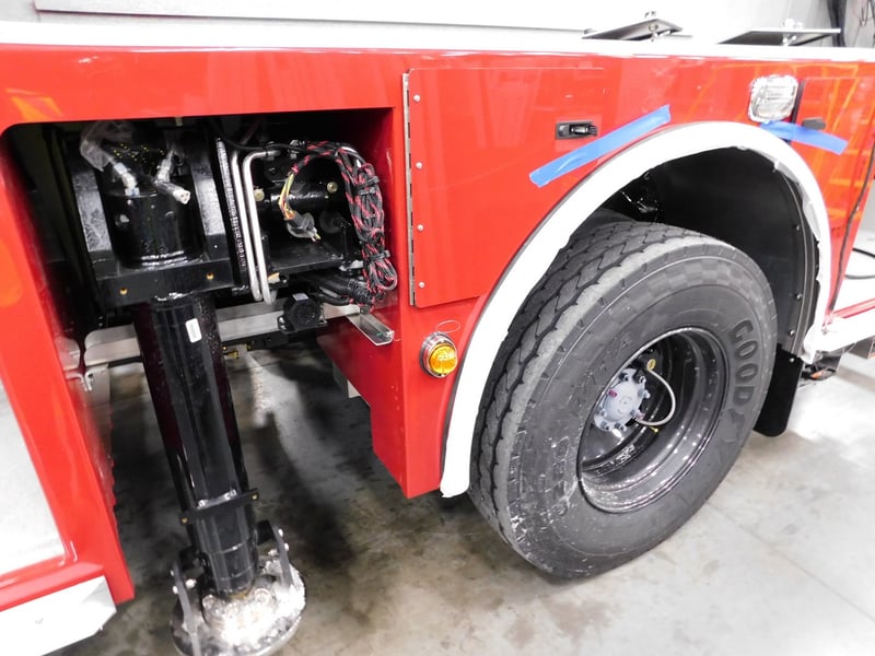 MacQueen Fire 01 (519) JPG