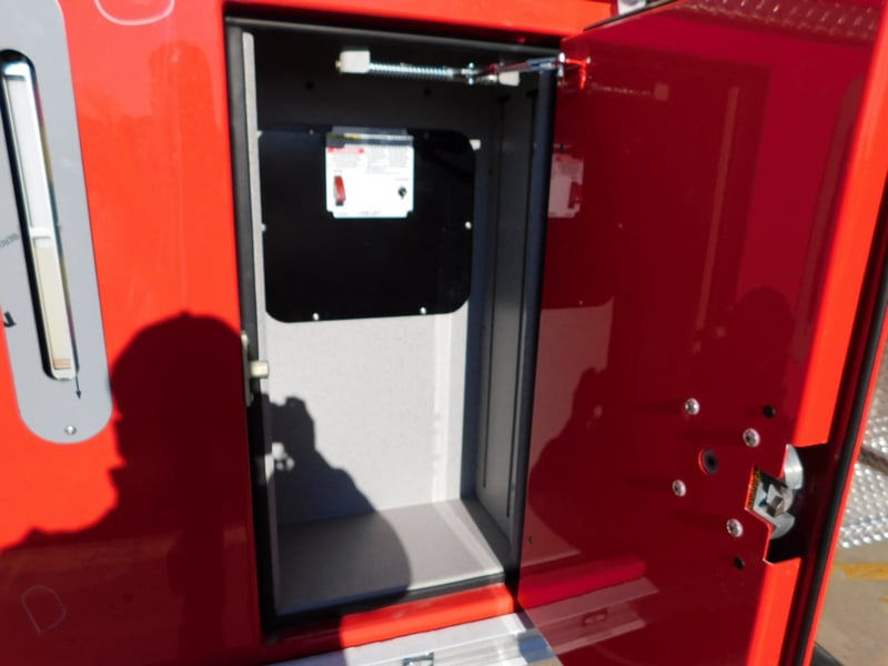 MacQueen Fire 12 10 (416) JPG