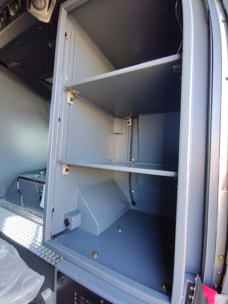 MacQueen Solution B 114 jpg