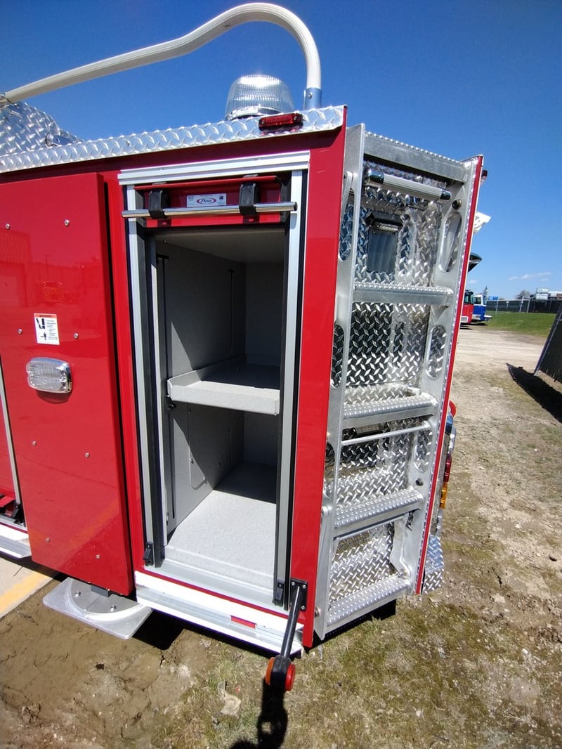 MacQueen Solutions A 225 jpg