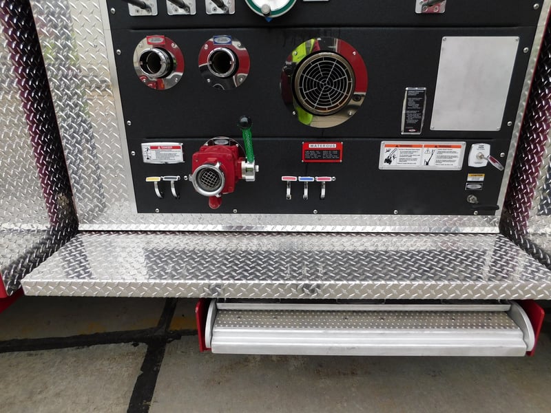 MacQueen 383 JPG