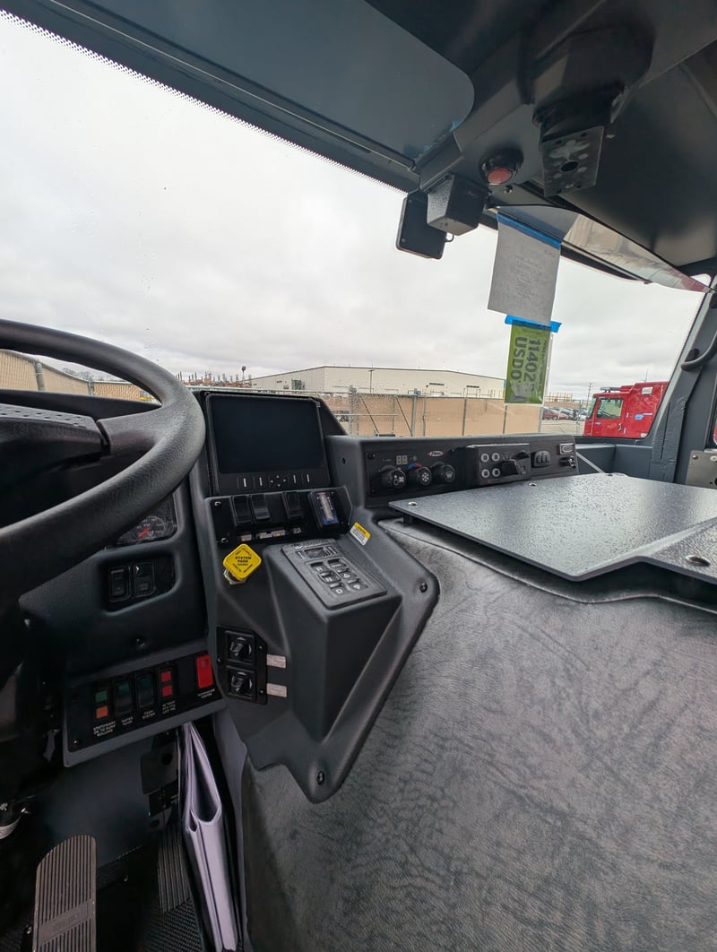 Macqueen 01 (20) jpg