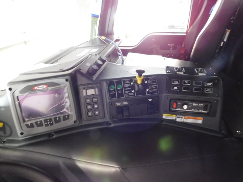 Macqueen Emergency 4 01 117 JPG