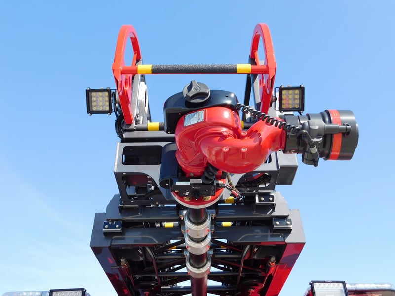Macqueen Emergency 4 01 209 JPG
