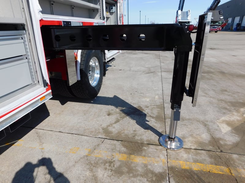 Macqueen Emergency 4 01 227 JPG