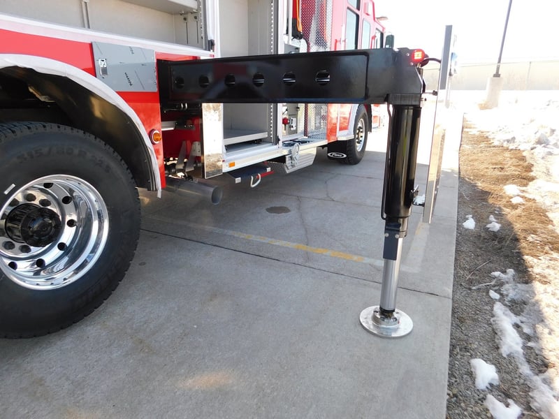Macqueen Emergency 4 01 253 JPG