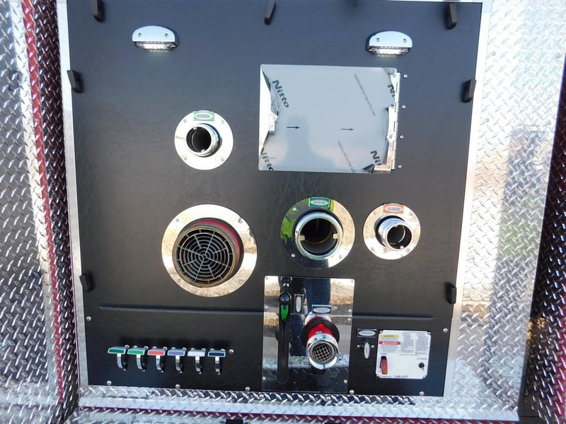Macqueen Emergency 4 01 260 JPG