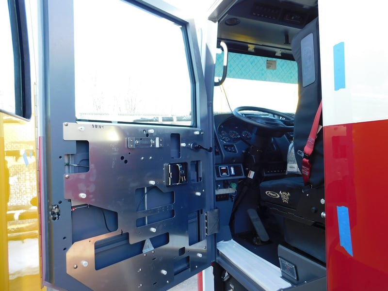 Macqueen Emergency 4 01 52 JPG