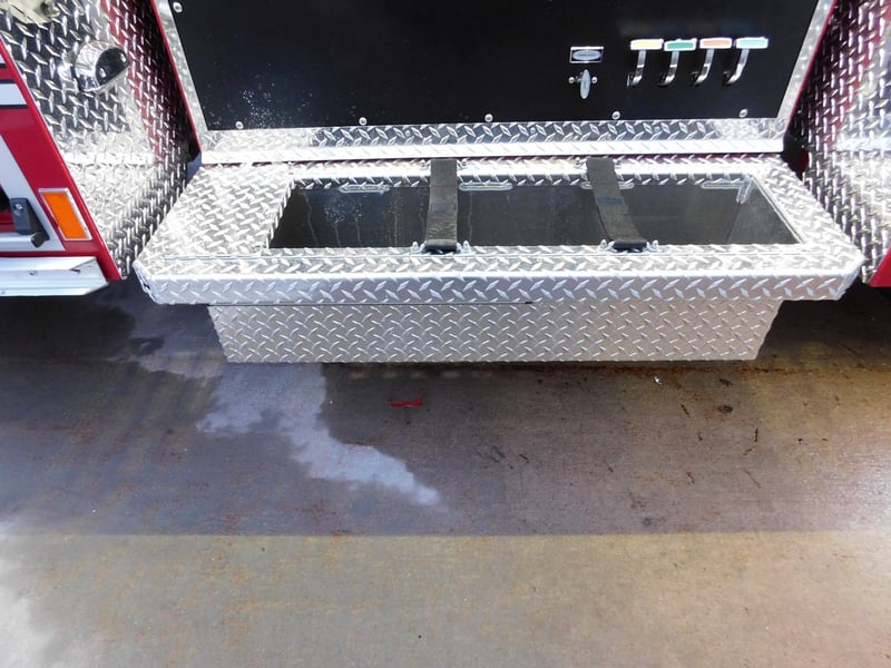 Macqueen Emergency 4 01 520 JPG