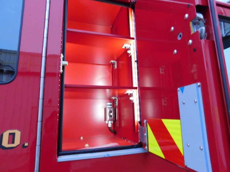 Macqueen Emergency 4 01 526 JPG